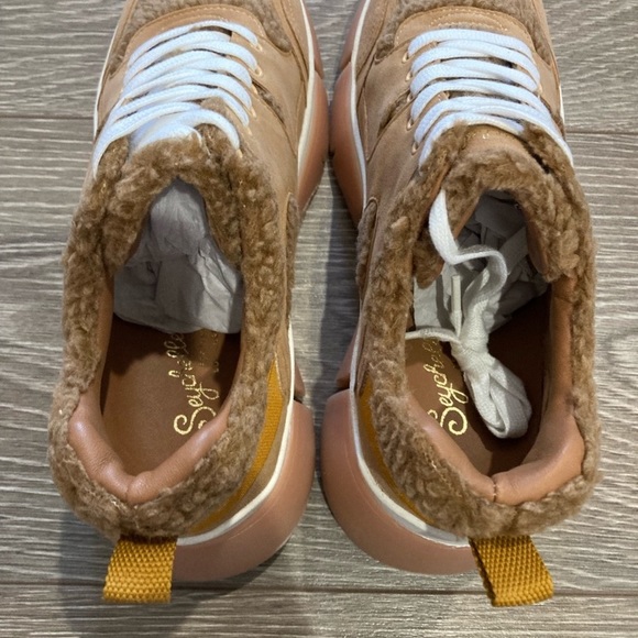 New Seychelles I’ll Be there Leather Shearling Neutral Boho Athleisure Sneaker - Picture 10 of 14